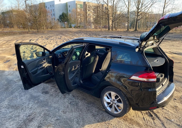 Renault Clio cena 28500 przebieg: 131763, rok produkcji 2015 z Łódź małe 407